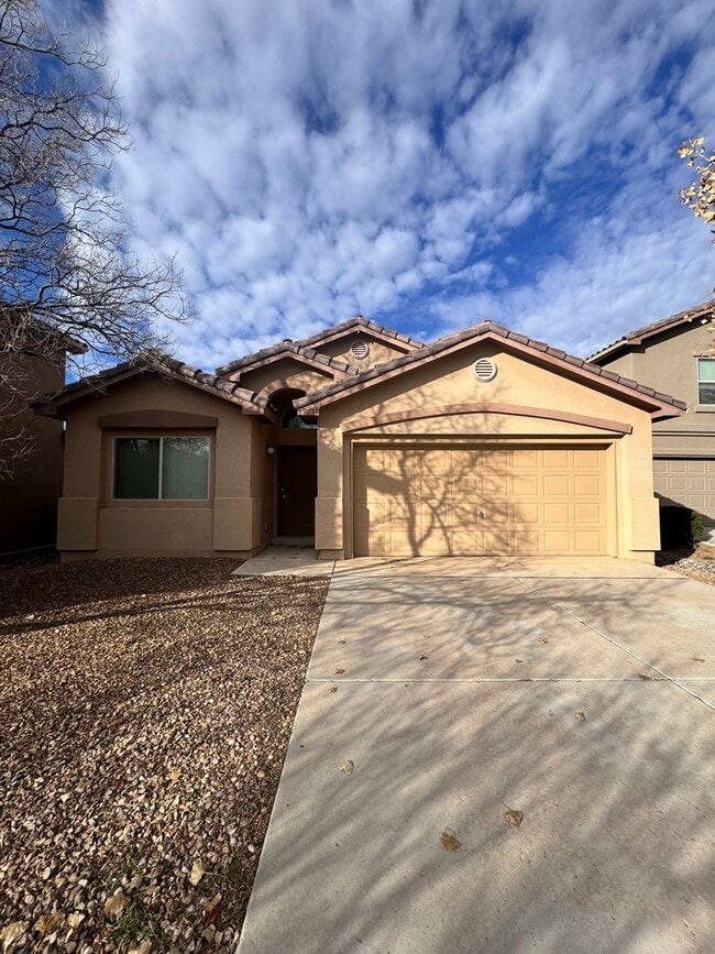 Building Photo - 3 bed 2 bath home in Los Lunas  MOVE IN SPECIAL!