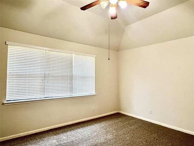 Building Photo - 6718 Glenkirk Pl