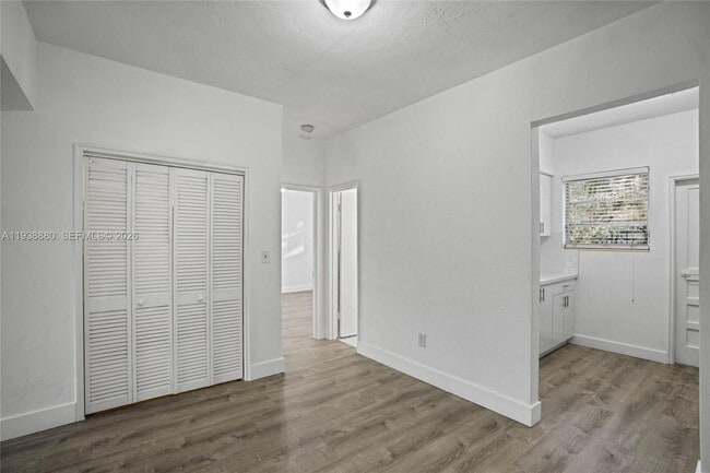 Building Photo - 4172 Chase Ave