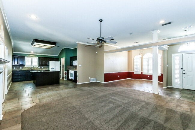 Building Photo - Beautiful Home Located South of Frenship H...