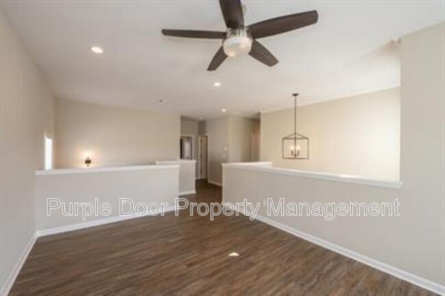 Building Photo - 318 Timbercreek Dr