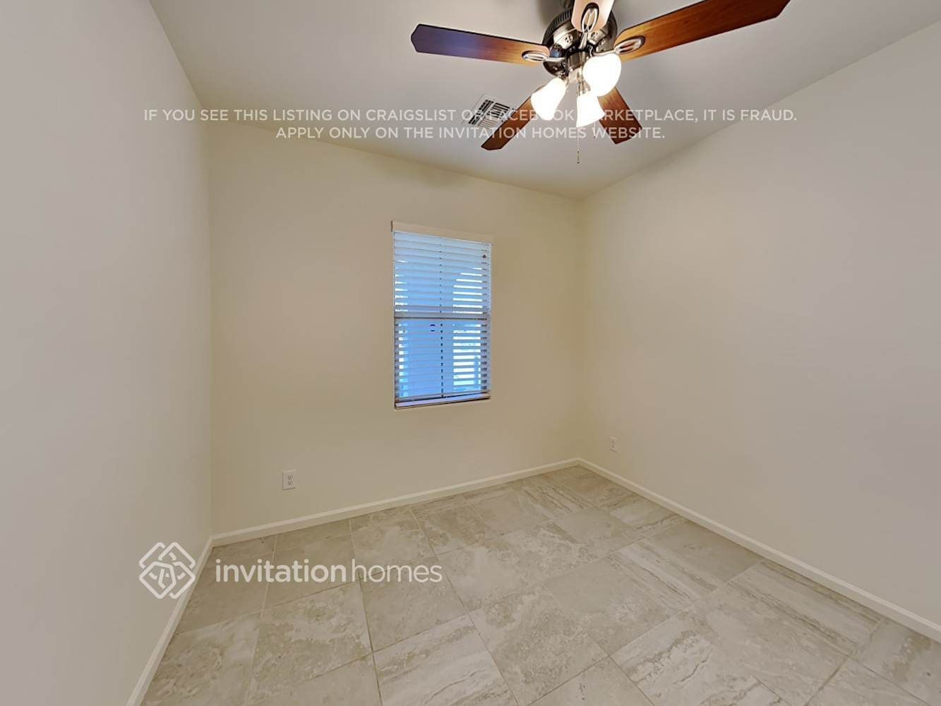 Building Photo - 26126 N 121st Ave