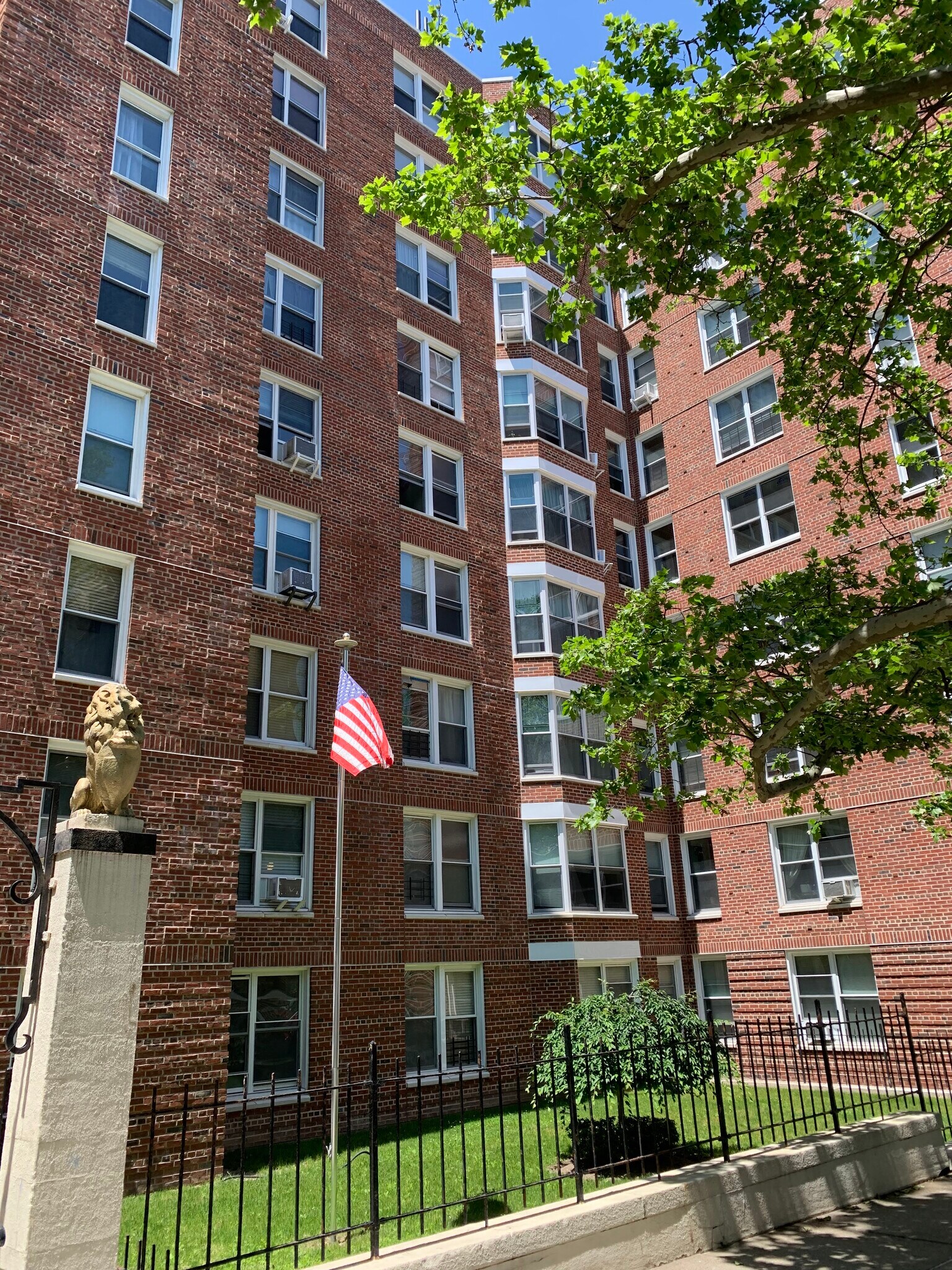 Building Photo - 160 72nd St