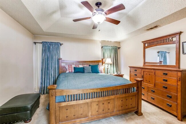 Building Photo - 9442 Willard St