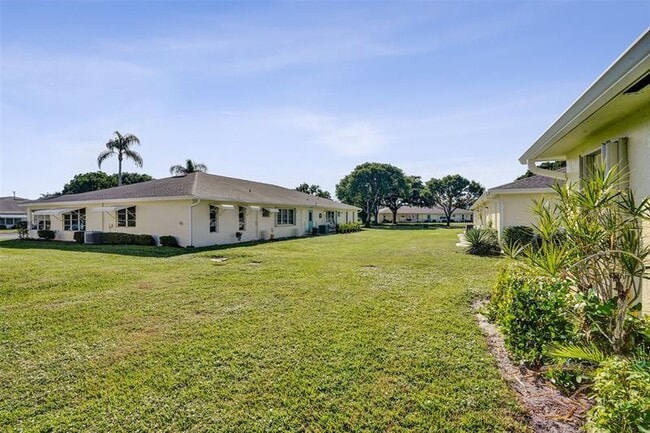 Building Photo - 5121 Lakefront Blvd