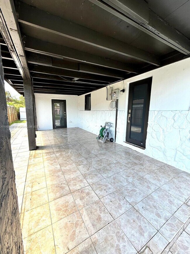 Building Photo - 11462 SW 225th St