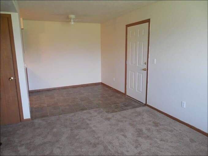 Living room - 1914 S 15th St