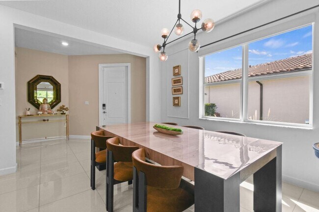 Building Photo - 3558 Haldin Pl