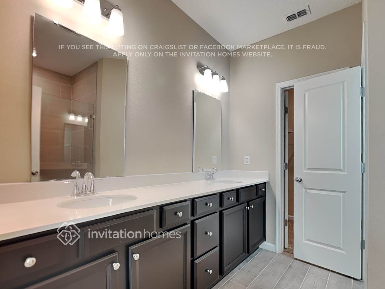 Building Photo - 9871 Lemon Balm Wy