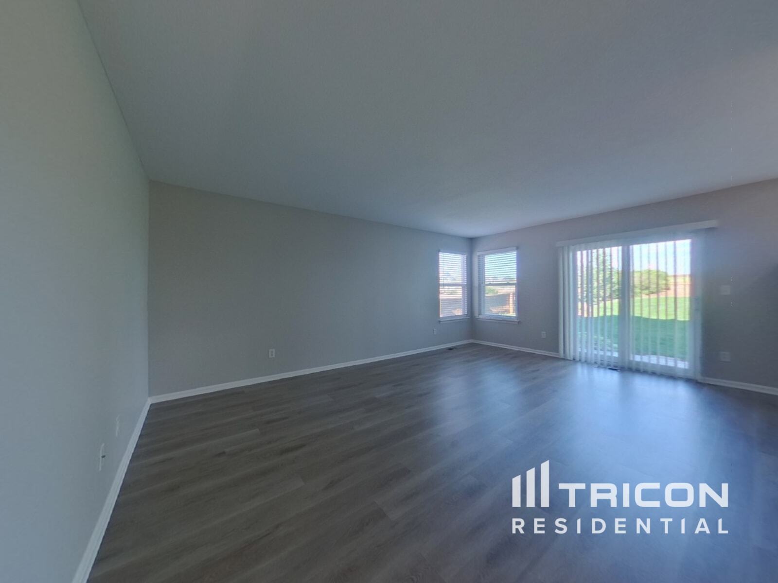 Building Photo - 9995 Strathfield Ln