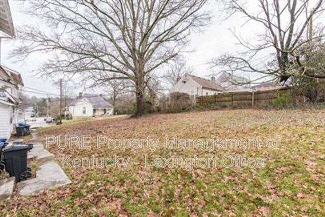 Building Photo - 7 Dogwood Ln