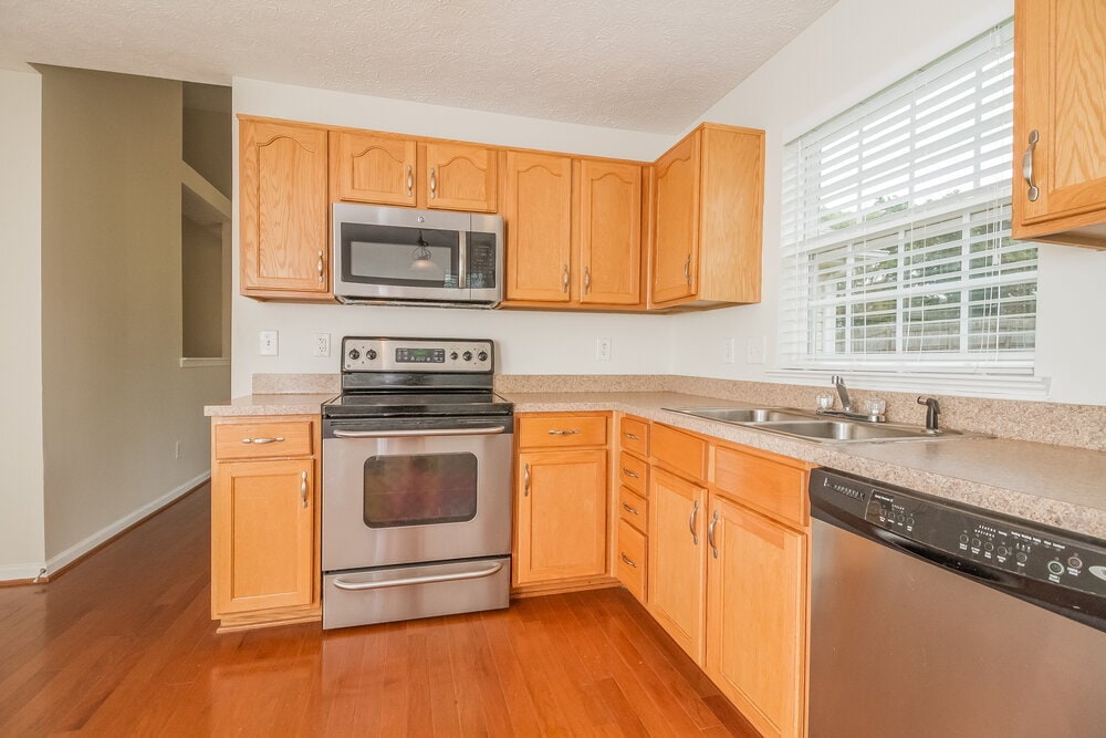 Building Photo - 1015 Mallory Ln