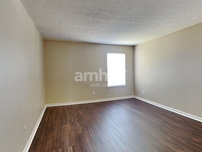 Building Photo - 3427 Talavera Dr