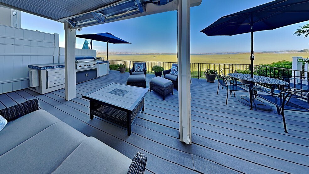 Building Photo - 3999 Crown Point Dr