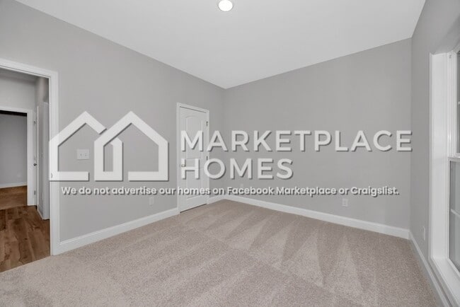 Building Photo - 14138 Nursery Dr