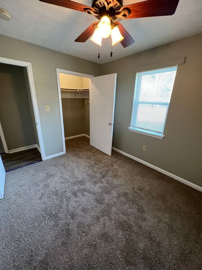 Building Photo - 1755-1757 Cedar Shoals Dr