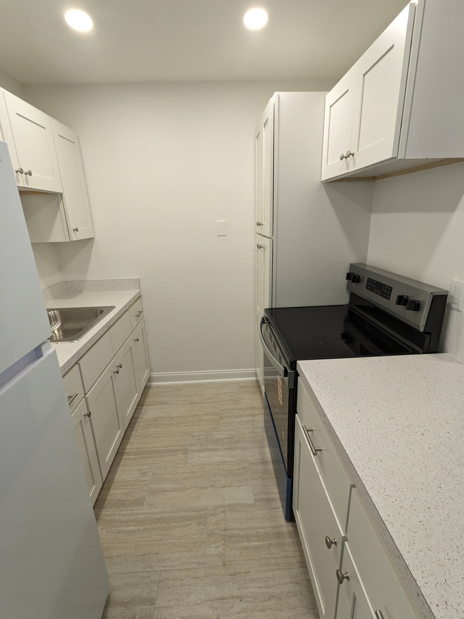 Building Photo - 359 S McMullen Booth Rd