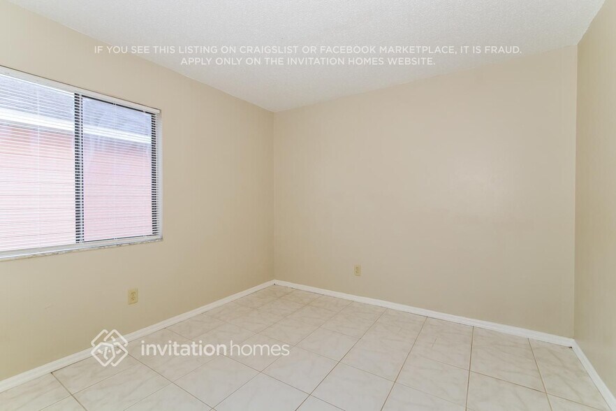 Building Photo - 155 Pinewood Cir