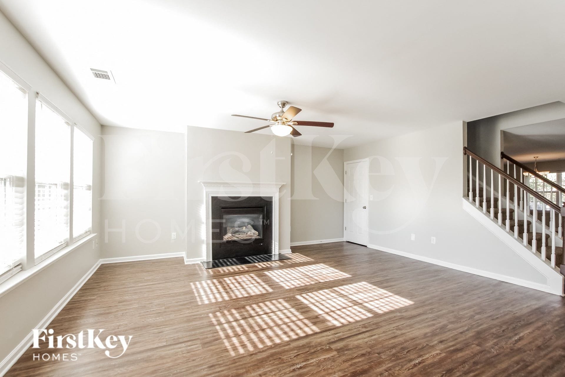 Building Photo - 4018 Shadow Pines Cir