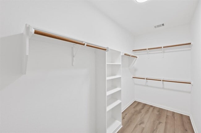 Building Photo - 10733 Maelin Dr