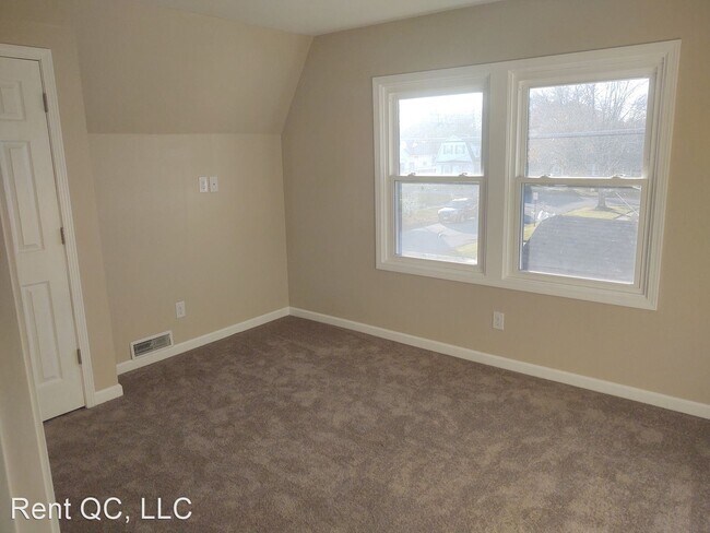 Building Photo - 2 br, 1 bath House - 637 23rd Ave