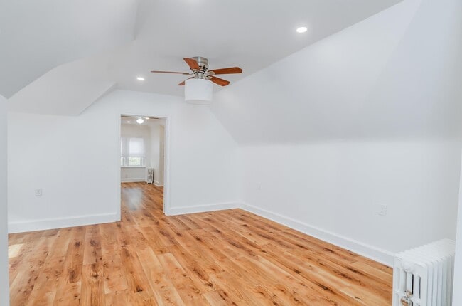 Building Photo - 324 Stegman Pkwy