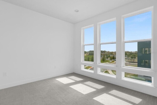 Building Photo - 2368 Brix St