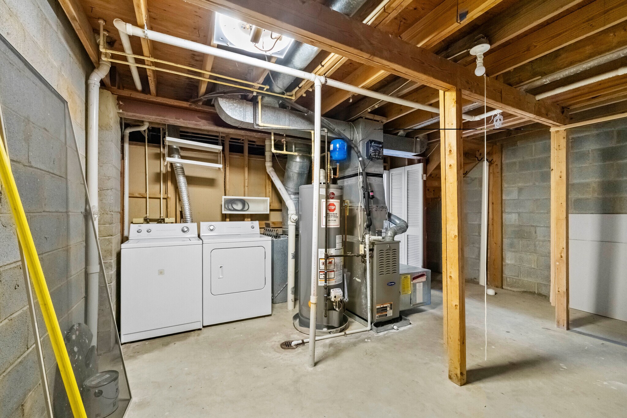 Building Photo - 3509 Coxcomb Mews