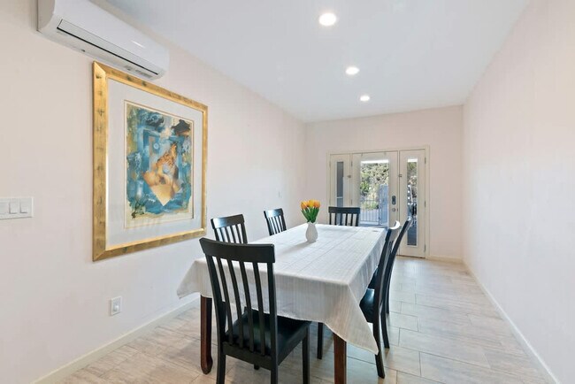 Building Photo - 17055 Rock Rd