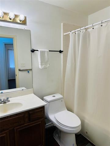 Building Photo - 3204 Plumstead Dr