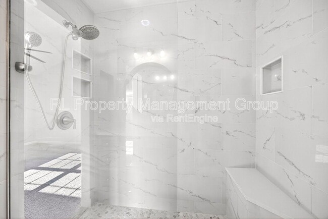 Building Photo - 994 Frieda Ct