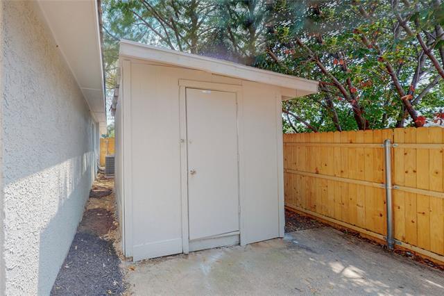 Building Photo - 4101 Tulip Tree Ct