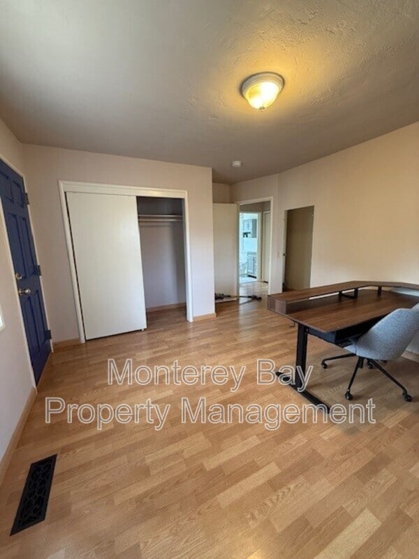 Building Photo - 22 Encina Ave