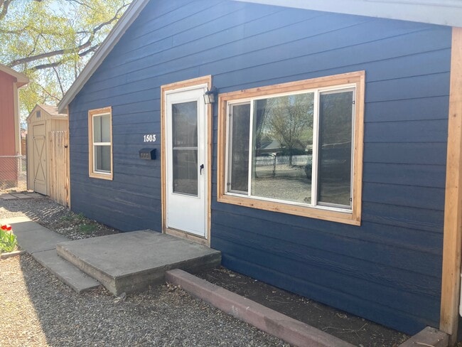 Building Photo - 1503 Rood Ave