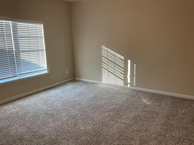 Building Photo - 311 Clear Springs St