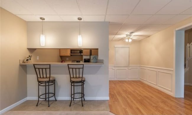 Building Photo - 38465 North Ln