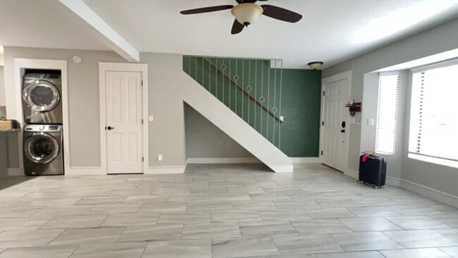 Building Photo - 1460 S Adair Dr