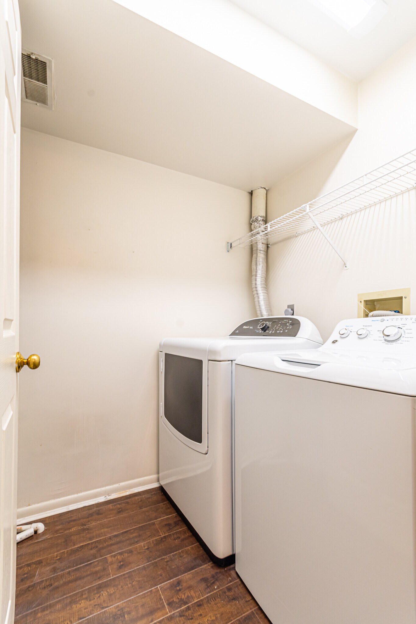 Building Photo - 539 Cloverfield Ln