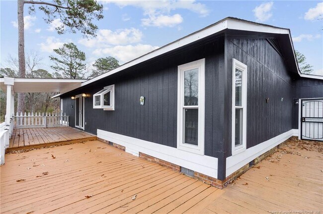 Building Photo - 1716 Valley Ridge Dr