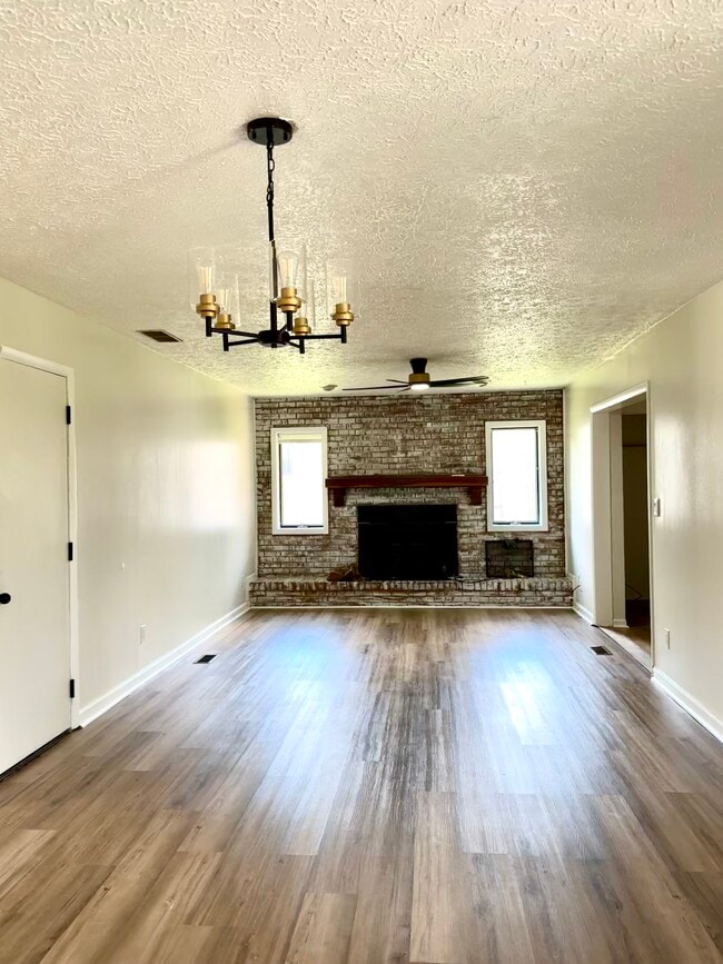 Building Photo - 4017 Caprice Rd