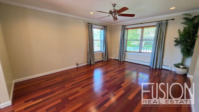 Building Photo - Elegant Four Bedroom Home in Dorset Farms!