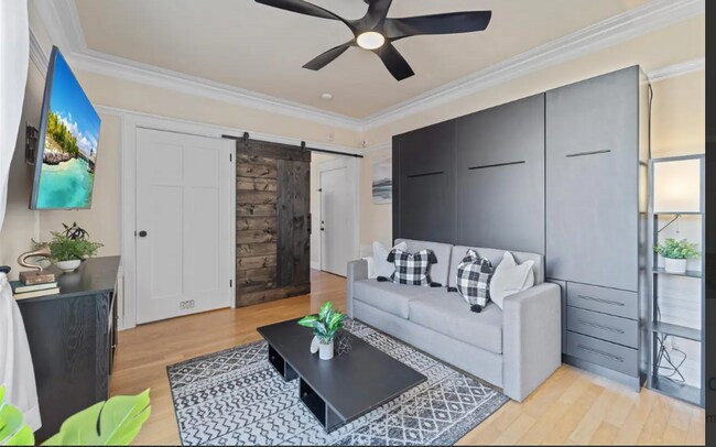 Building Photo - 1715 Sonoma Blvd