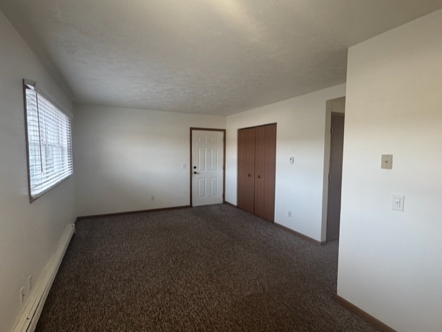 Building Photo - 3793 Vale Dr