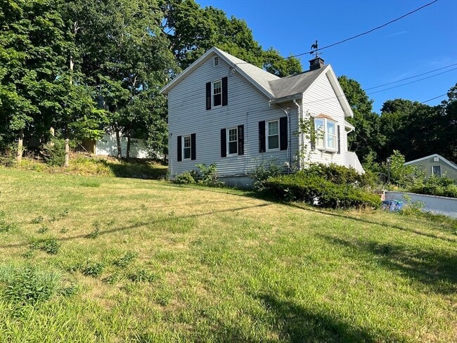 Building Photo - 40 Elm Knoll Rd