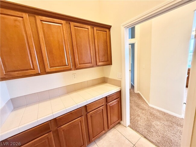 Building Photo - 4467 E Dandelion St