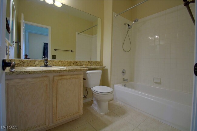 Building Photo - 9440 Celera Dr