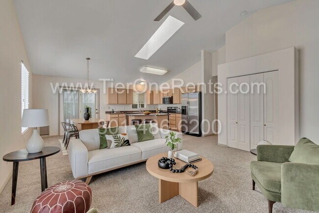 Building Photo - This property offers a NO DEPOSIT option available wit Obligo!