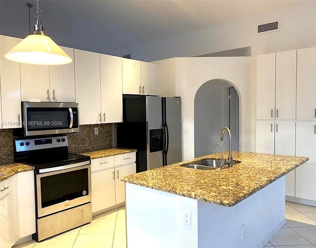 Building Photo - 9842 NW 29th St