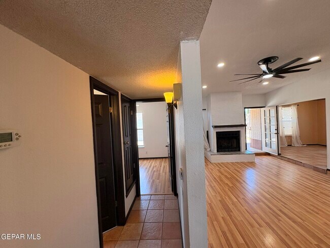 Building Photo - 7148 Villa Hermosa Dr