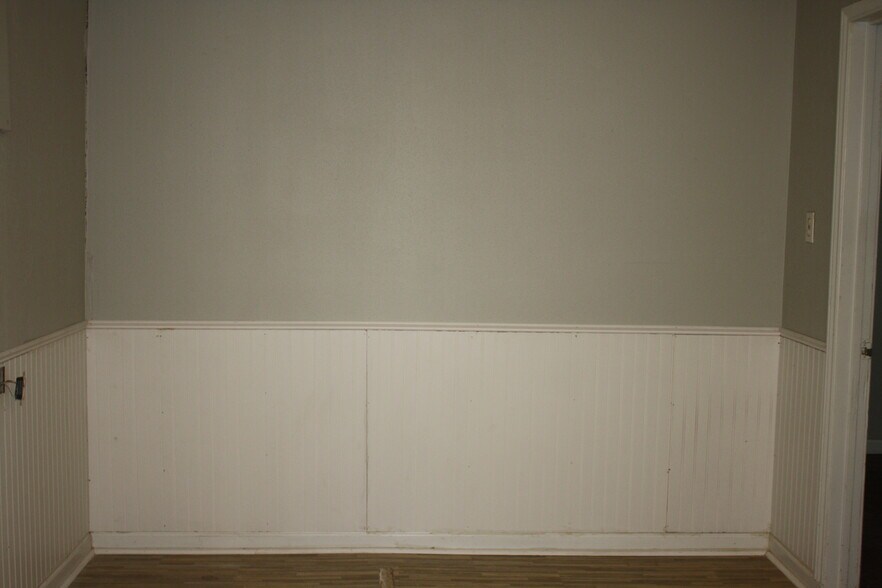 Building Photo - 2621 28th St